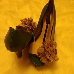 Light blue shoe with heel